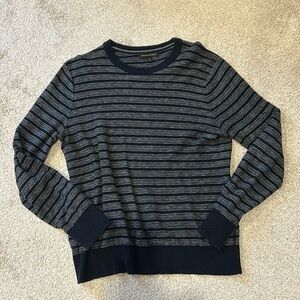 Banana Republic crew neck navy striped sweater, size medium
